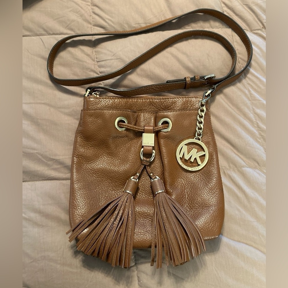 Michael Kors Soft and buttery brown leather, Crossbody